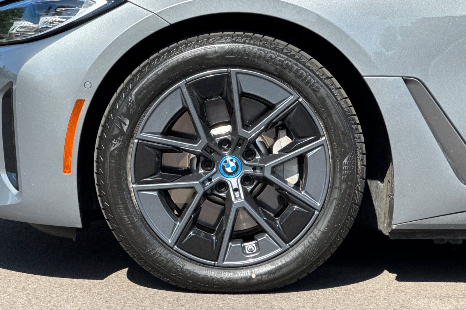 Certified 2023 BMW i4 eDrive40 w/ Premium Package RWD image 37