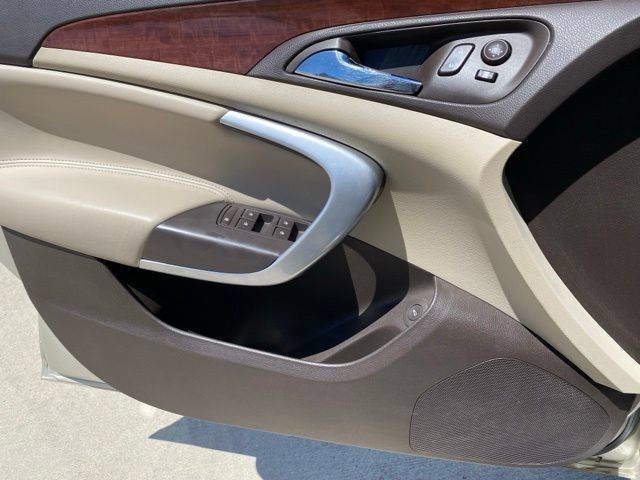 Used 2016 Buick Regal AWD image 13