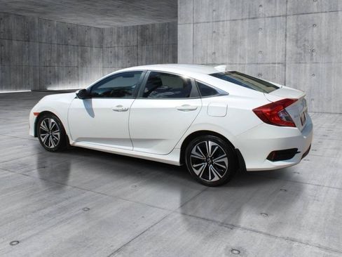 Used 2016 Honda Civic EX-T image 3