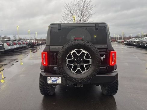Used 2023 Ford Bronco Outer Banks image 4