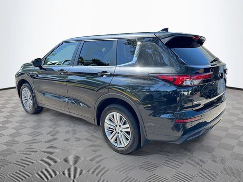Used 2024 Mitsubishi Outlander ES FWD image 8