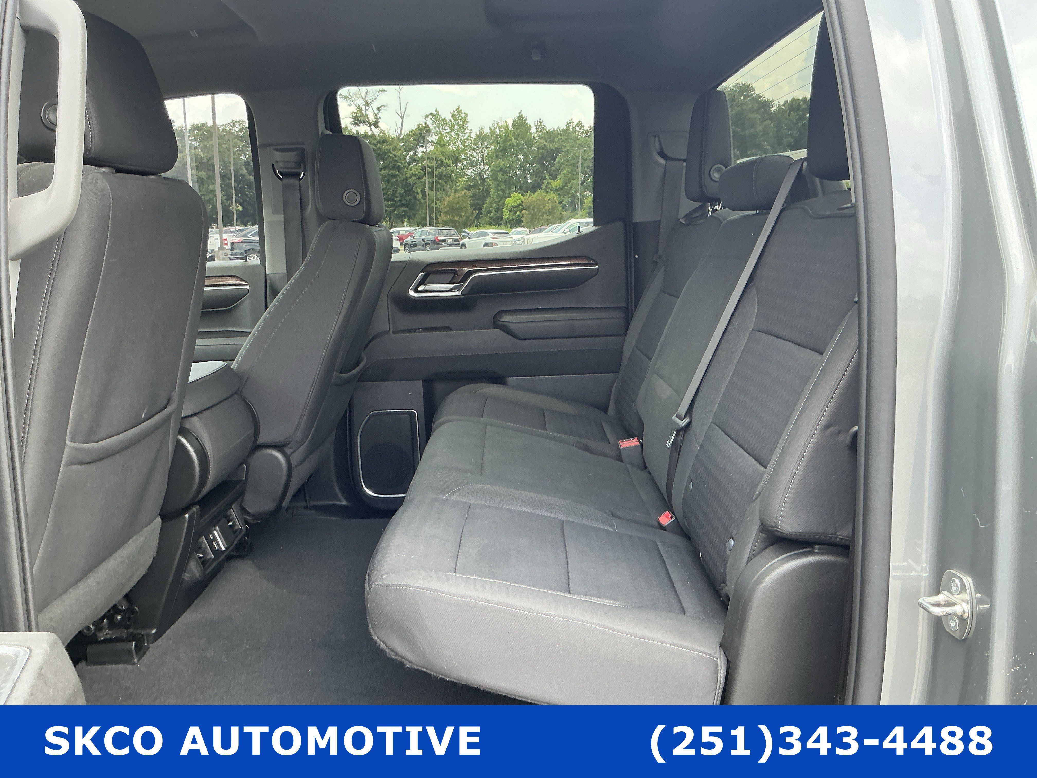 Used 2023 Chevrolet Silverado 1500 LT RWD image 14