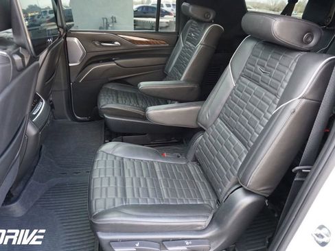 Used 2023 Cadillac Escalade ESV Sport Platinum w/ LPO, Floor Liner Package image 32