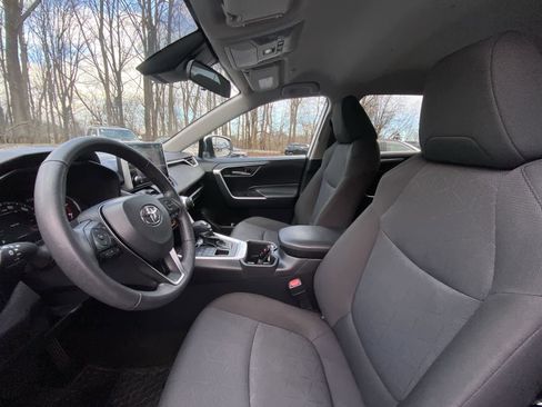 Used 2024 Toyota RAV4 XLE image 24