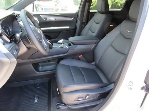 New 2026 Cadillac XT5 Luxury w/ LPO, Floor Liner Package FWD image 16