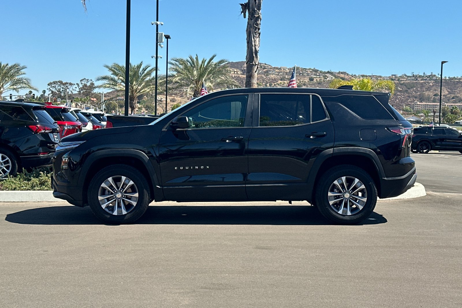 Used 2026 Chevrolet Equinox LT w/ Convenience Package II FWD image 7