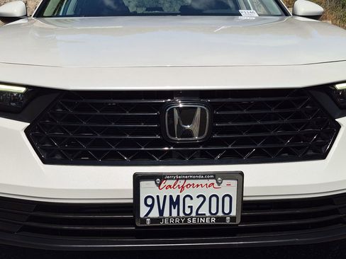 Used 2025 Honda Accord LX image 9