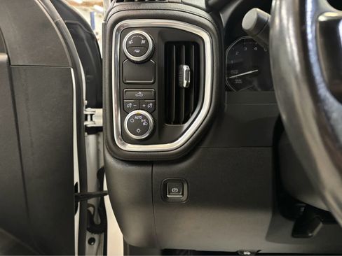 Used 2019 GMC Sierra 1500 SLE w/ Trailering Package RWD image 16