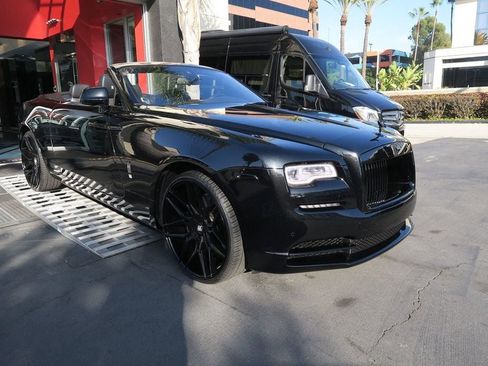Used 2017 Rolls-Royce Dawn image 54