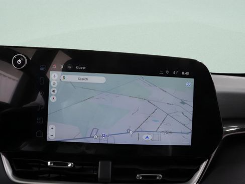 New 2026 Chevrolet Equinox LT w/ Convenience Package II FWD image 15
