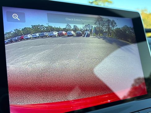 Used 2025 Jeep Compass Limited image 5