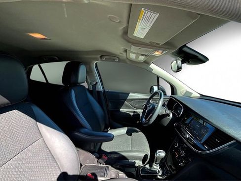 Used 2022 Buick Encore Preferred w/ Safety Package image 26