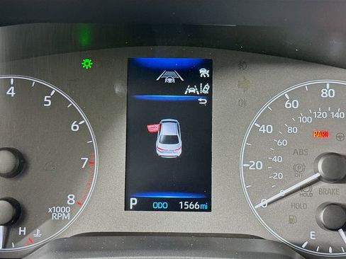 Used 2025 Toyota Corolla LE image 16