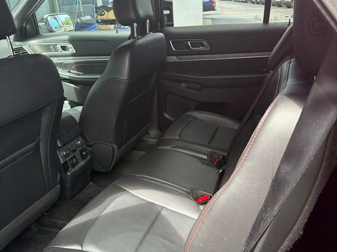 Used 2017 Ford Explorer Sport w/ Equipment Group 401A AWD/4WD image 9