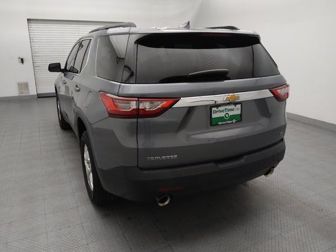 Used 2021 Chevrolet Traverse LT FWD image 6