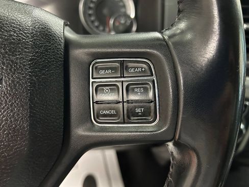 Used 2019 RAM 1500 Big Horn AWD/4WD image 11