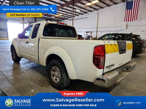 Used 2013 Nissan Frontier S RWD image 3