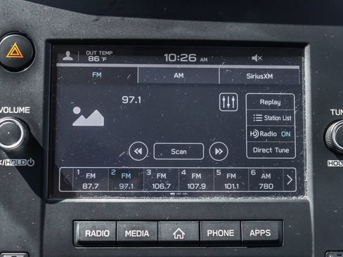 Used 2024 Subaru Impreza 2.0i AWD/4WD image 18