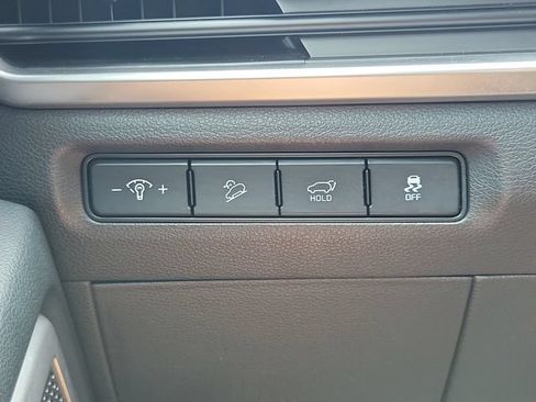 Used 2025 Kia Telluride S FWD image 30