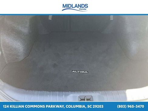 Used 2025 Nissan Altima 2.5 SV FWD image 8