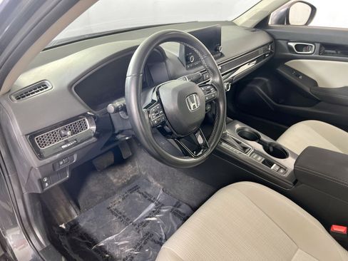 Used 2022 Honda Civic EX image 9
