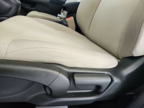 Used 2015 Honda CR-V LX image 14