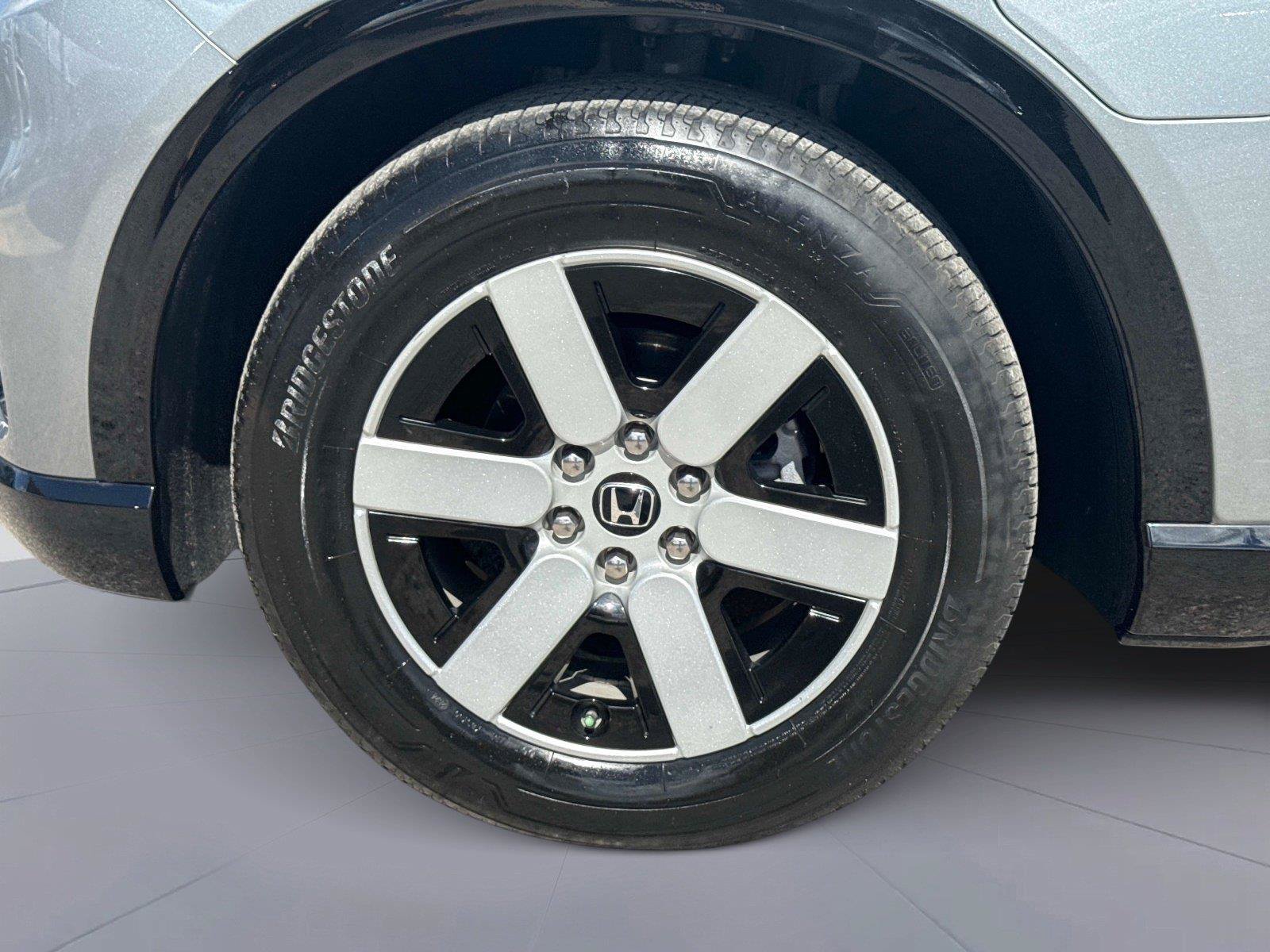 Certified 2024 Honda Prologue Touring image 11