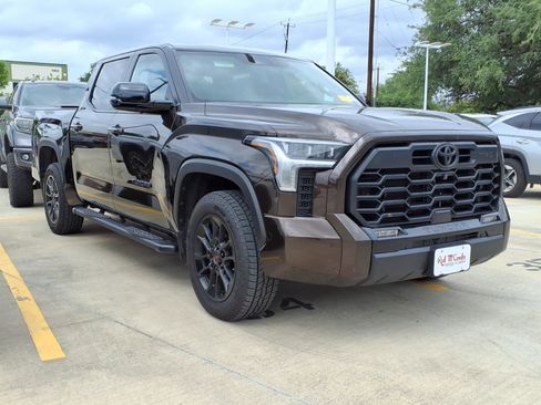 Certified 2025 Toyota Tundra Limited w/ TRD Off-Road Package image 3
