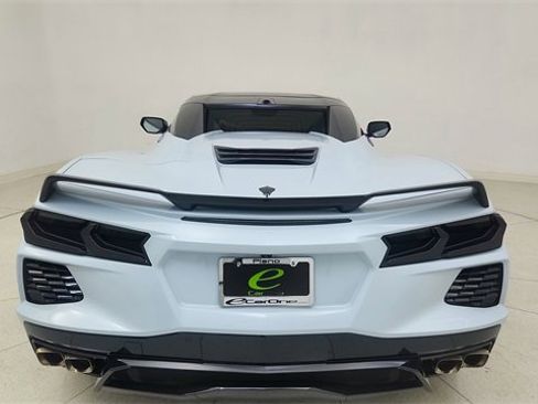 Used 2022 Chevrolet Corvette Stingray Premium Conv w/ Z51 Performance Package image 11