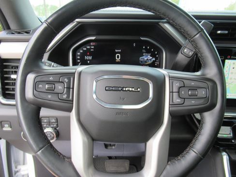 Used 2024 GMC Sierra 2500 Denali w/ Denali Reserve Package image 22