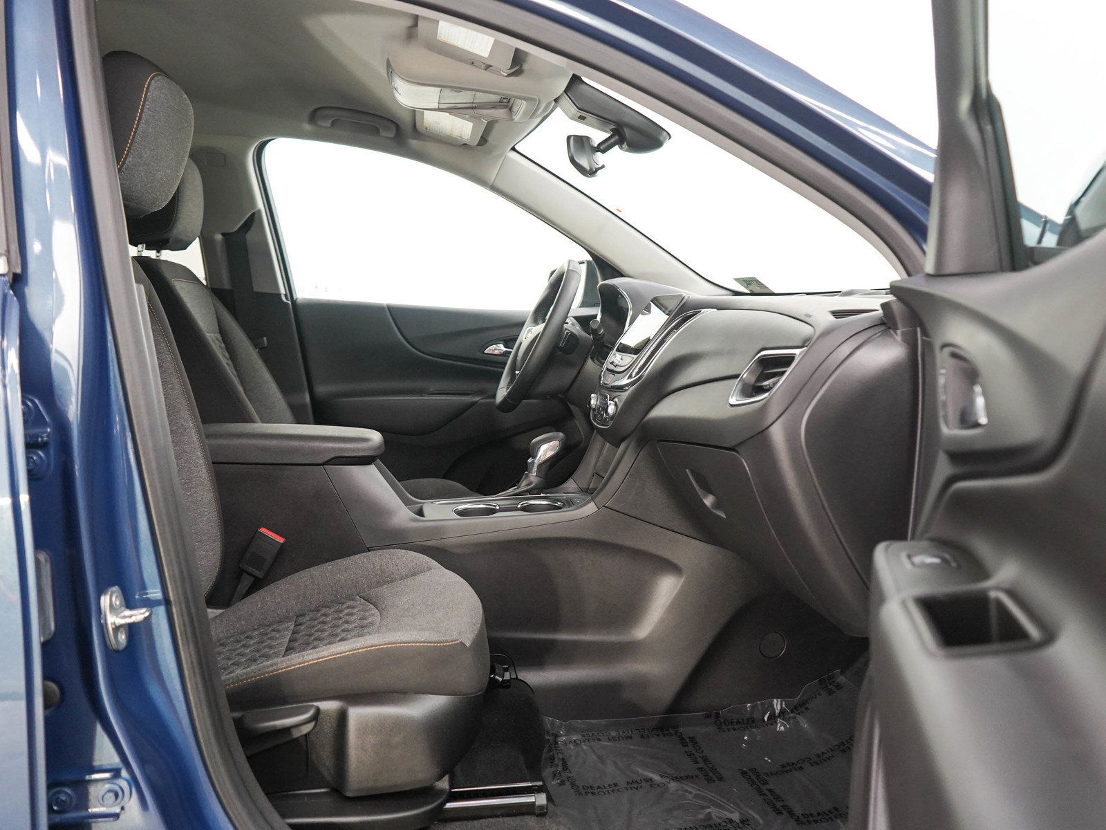 Used 2024 Chevrolet Equinox LT AWD/4WD image 11