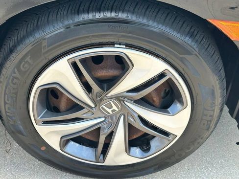 Used 2019 Honda Civic LX image 18