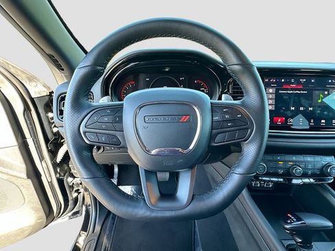 Used 2025 Dodge Durango GT w/ Blacktop Package image 11