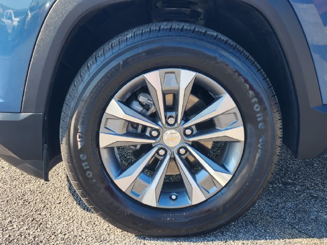 Used 2026 Chevrolet Equinox LT w/ Safety and Technology Package FWD image 10