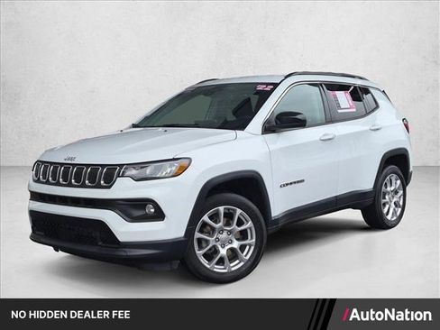 Used 2022 Jeep Compass Latitude AWD/4WD image 1