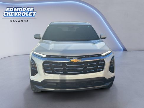 Used 2025 Chevrolet Equinox LT AWD/4WD image 8