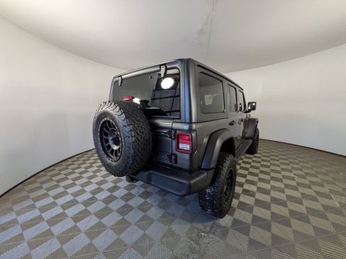 Used 2020 Jeep Wrangler Unlimited Sport S image 3