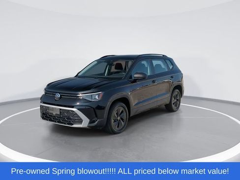 Used 2025 Volkswagen Taos S FWD image 4