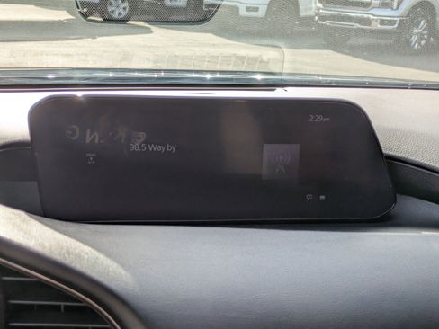 Used 2023 MAZDA MAZDA3 s image 23