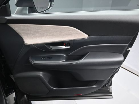 Certified 2026 Toyota Grand Highlander Platinum image 42
