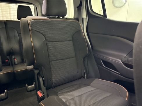 Used 2023 GMC Acadia AT4 image 14