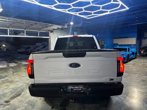 Used 2022 Ford F150 Lightning Pro image 10