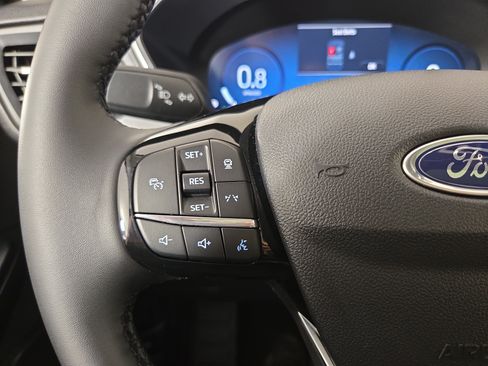 Used 2025 Ford Escape Platinum AWD/4WD image 15