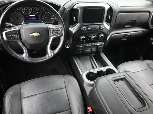 Used 2022 Chevrolet Silverado 1500 LTZ AWD/4WD image 14