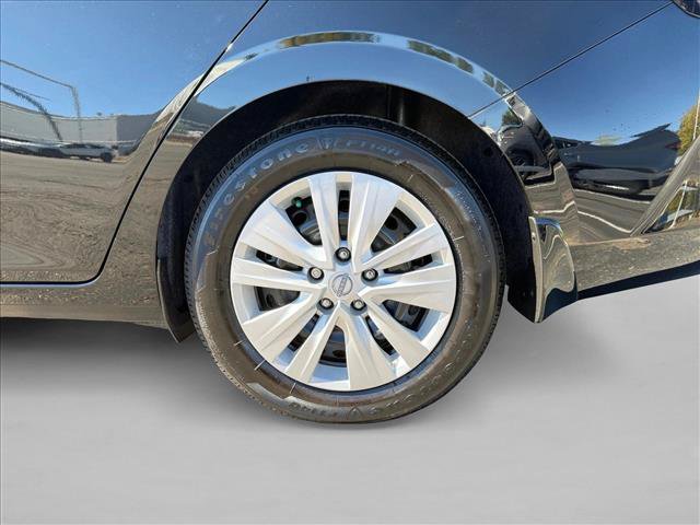 Used 2025 Nissan Sentra S FWD image 21