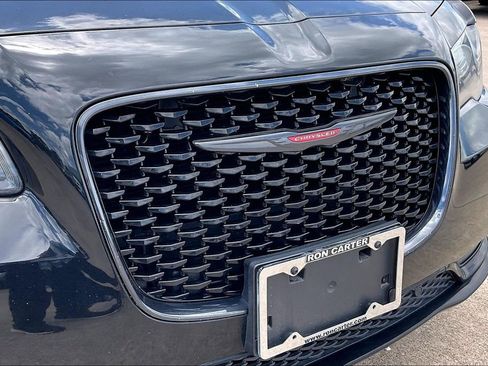 Used 2021 Chrysler 300 S RWD image 34