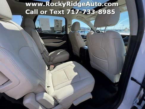 Used 2023 Buick Enclave Essence w/ Experience Buick Package AWD/4WD image 34