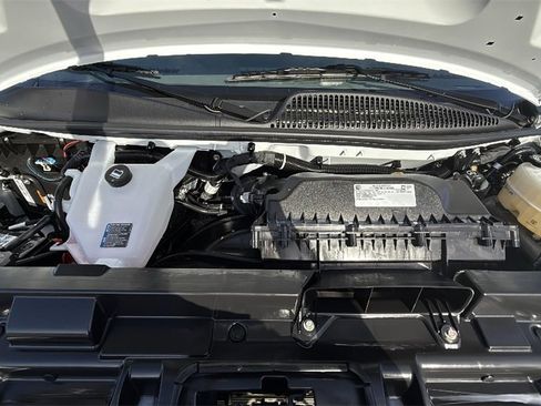 Used 2025 Chevrolet Express 3500 LT w/ LT Preferred Equipment Group image 33