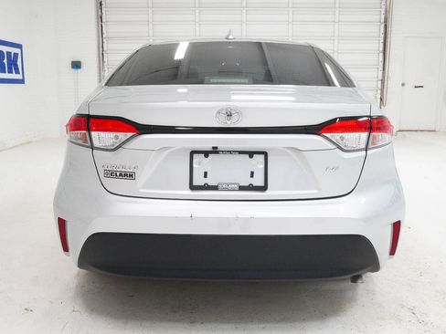 Used 2023 Toyota Corolla LE FWD image 28