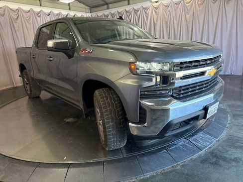Used 2021 Chevrolet Silverado 1500 LT w/ All Star Edition Plus AWD/4WD image 3